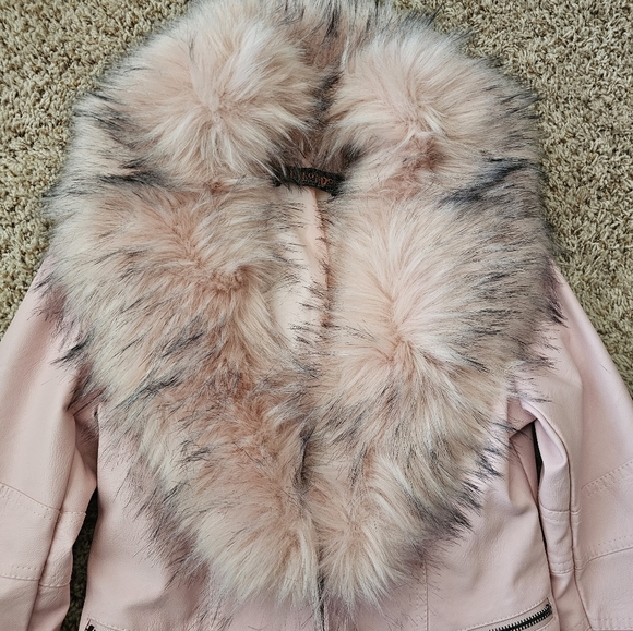 Red London Pink Faux Fur Collar Jacket - Picture 2 of 7